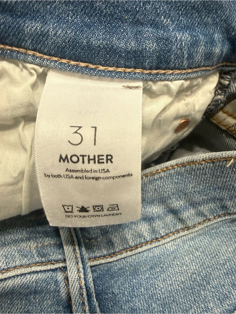 MOTHER The Insider Crop Step Fray
Thrilling Shots SOLD OUT WASH - Picture 5 of 5